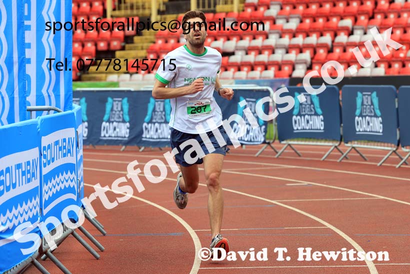 Gateshead 10k, 2024 Gateshead Marathon, Half Marathon and 10k, Gateshead Stadium.  Photo: David T. Hewitson/Sports for All Pics
